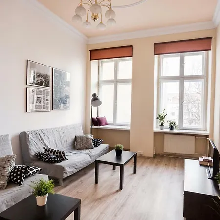 Raven Rynek Apartman *