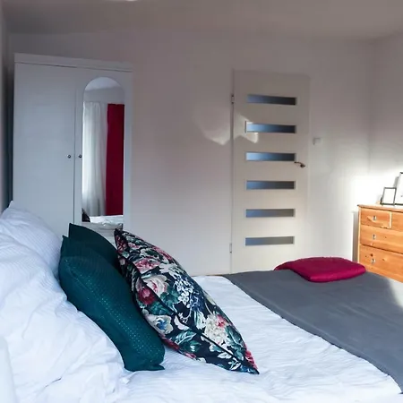 Raven Rynek Apartman *
